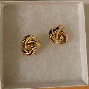 Gorgeous Gold Knot Earrings